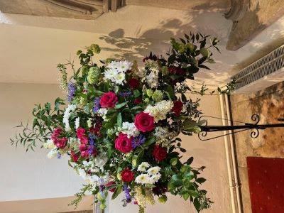 Flower pedestal
