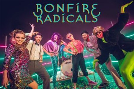 Group picture of bonfire radicals